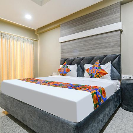 Fabhotel Classic Inn インドール エクステリア 写真